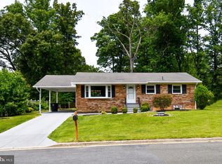 9616 Small Dr, Clinton, MD 20735