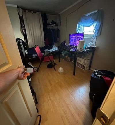 4th image of 226 N Pitt St