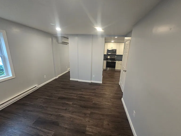 309 Front St — Photo 1