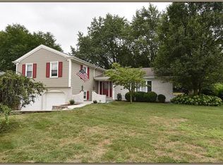 1320 Pine St, Batavia, IL 60510