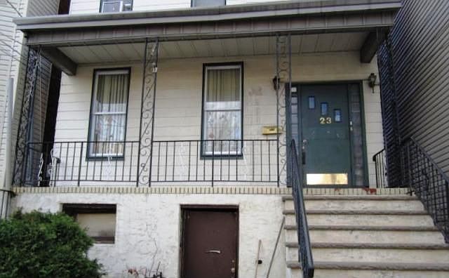 2nd image of 23 Thorne St