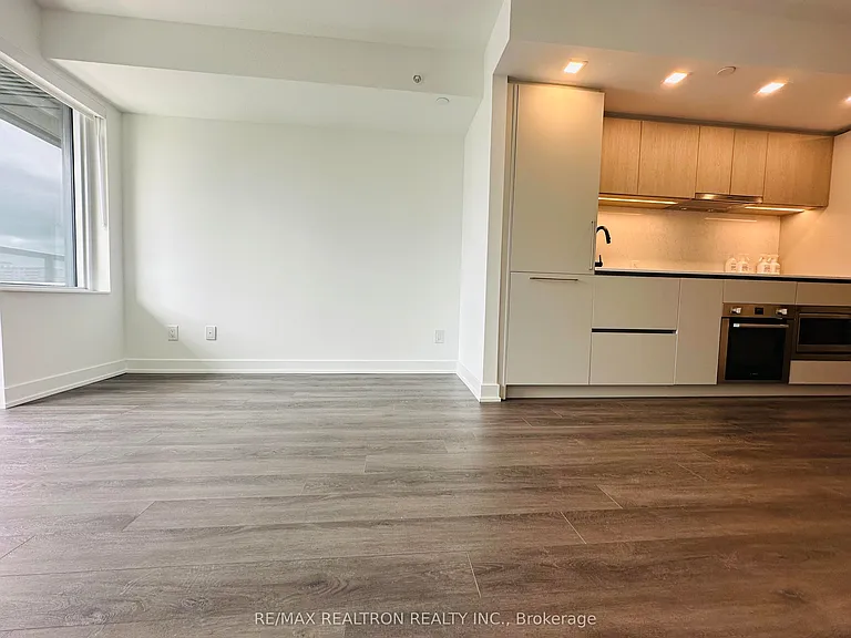 609 Sherbourne St #1201 — Photo 6