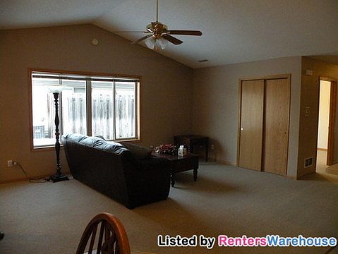 4th image of 5863 Oxboro Ave N