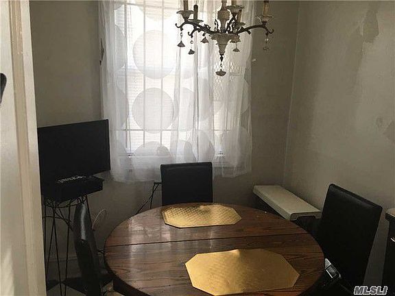 5th image of 18416 Galway Ave
