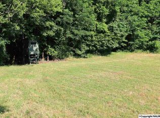 216 Bugtussle Rd, Fayetteville, TN 37334