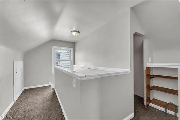 15902 Maplewood Ave — Photo 20