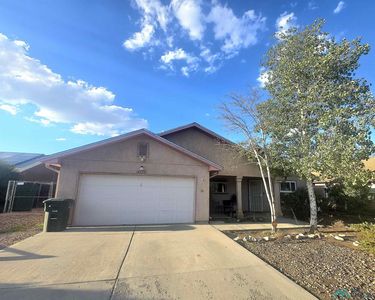 3208 Blue Hill Ave, Gallup, NM, 87301