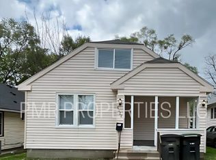 4322 N 39th St, Omaha, NE 68111