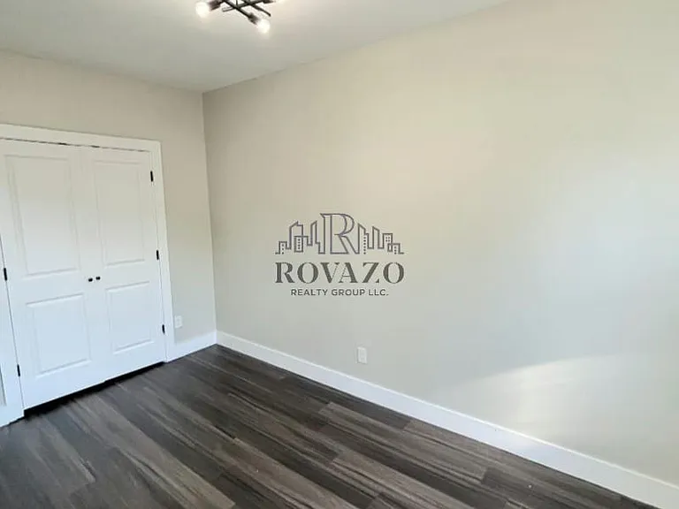 154 Sanford St #2 — Photo 6