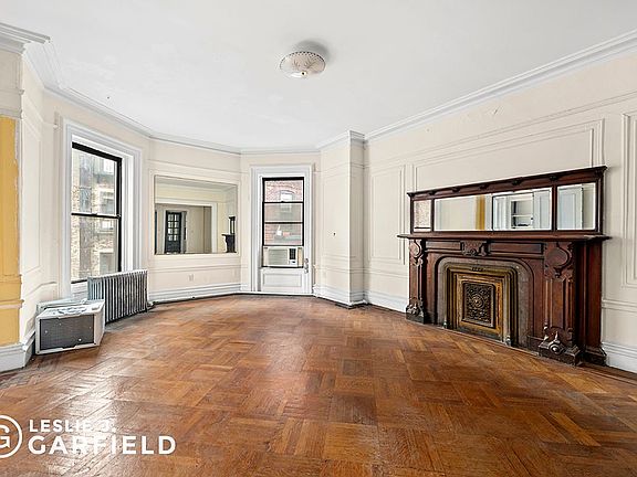 2nd image of 56 Pierrepont St