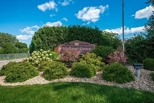 2220 Midland Grove Rd #302 Photo 1