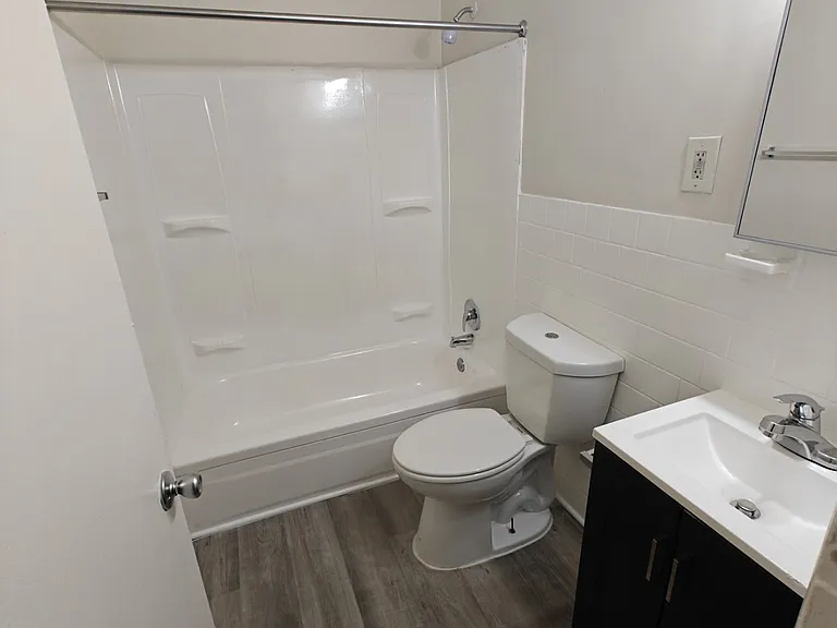 5220 Frankford Ave — Photo 7