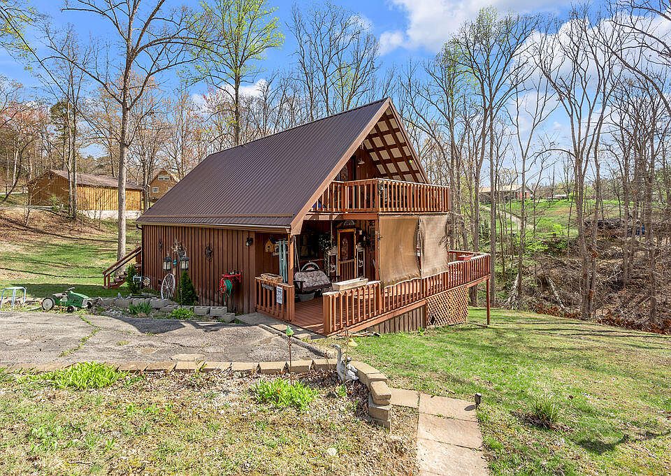 1st image of 176 Dogwood Dr