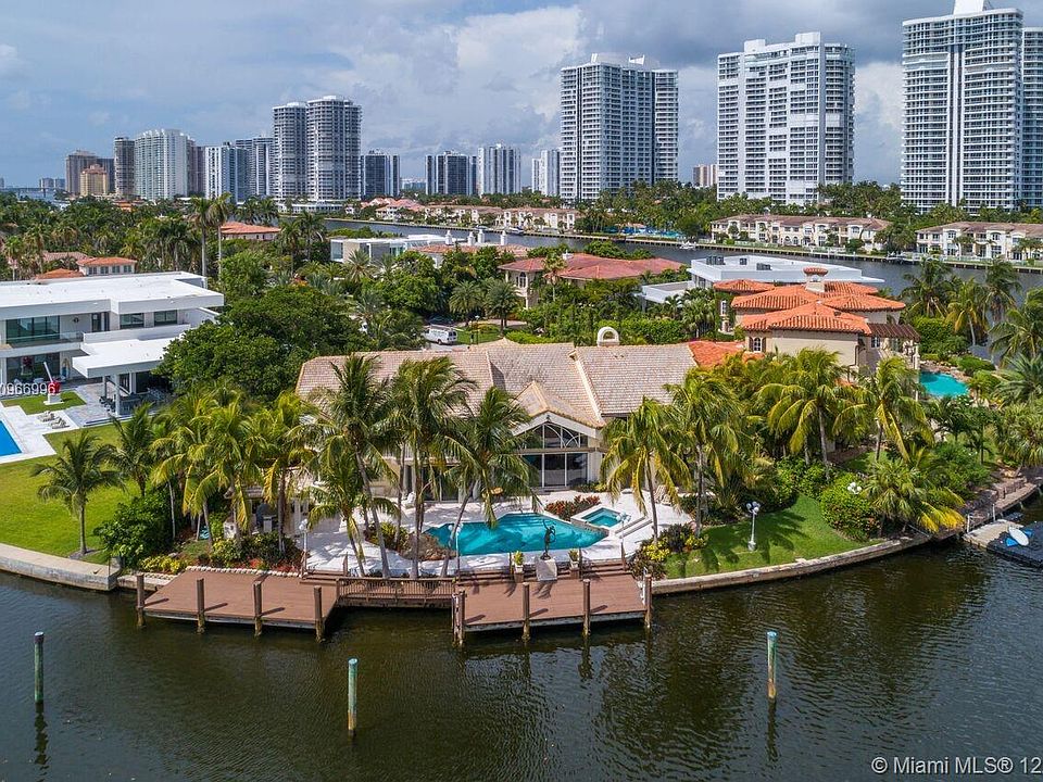 1st image of 648 N Island Dr #0