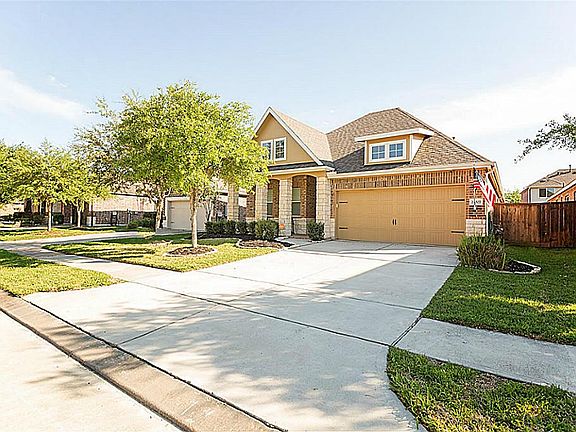 2nd image of 24527 Bella Veneza Dr