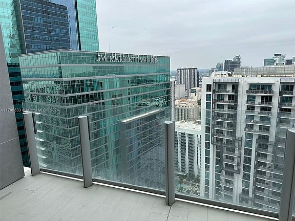 2nd image of 300 Biscayne Blvd #4509