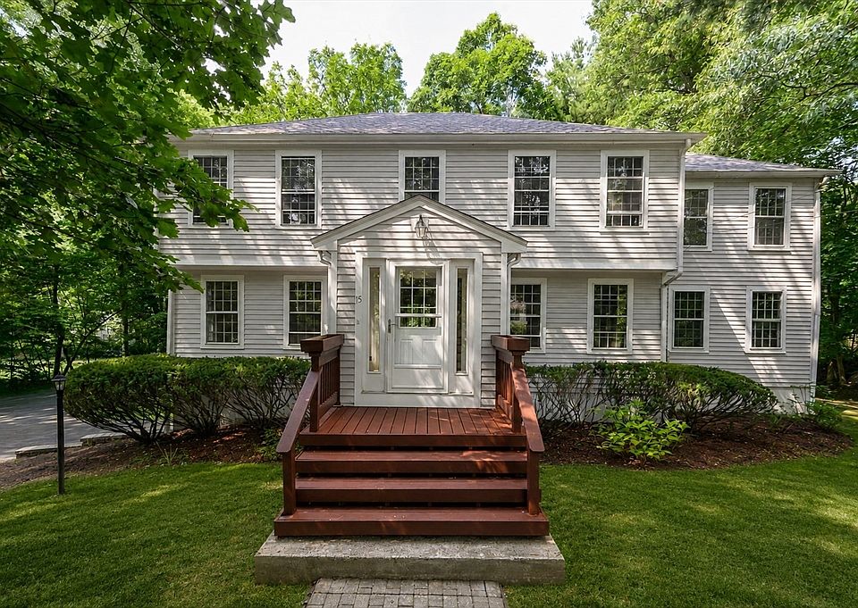 1st image of 15 Harvard Dr