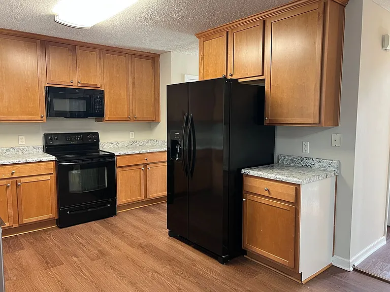 401 Timberwind Dr — Photo 12