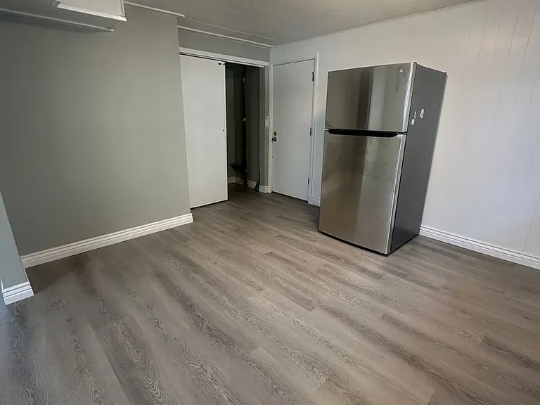 1416 W Harris Ave — Photo 8