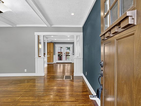 4th image of 3646 SE Francis St