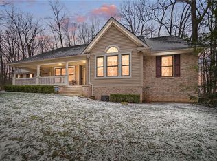 5300 Brookshire Ln, Springfield, OH 45502