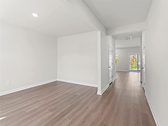 3rd image of 130 Martel Dr