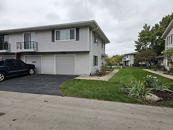 2nd image of 310 Whidah Ct #310