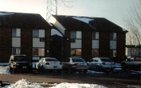 2nd image of 207 W Lake St