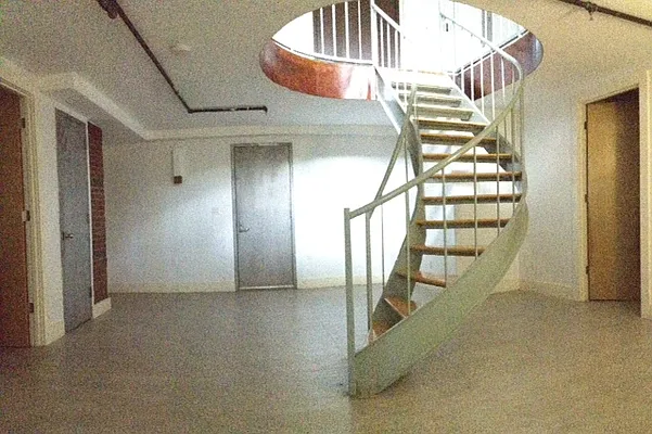 Rented by EXR | media 4