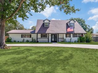 602 Hunter St, Bonham, TX 75418