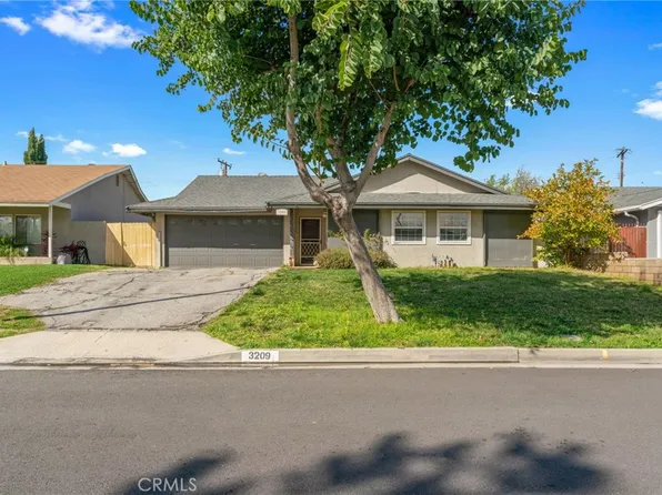 3209 E Levelglen Dr, West Covina, CA 91792