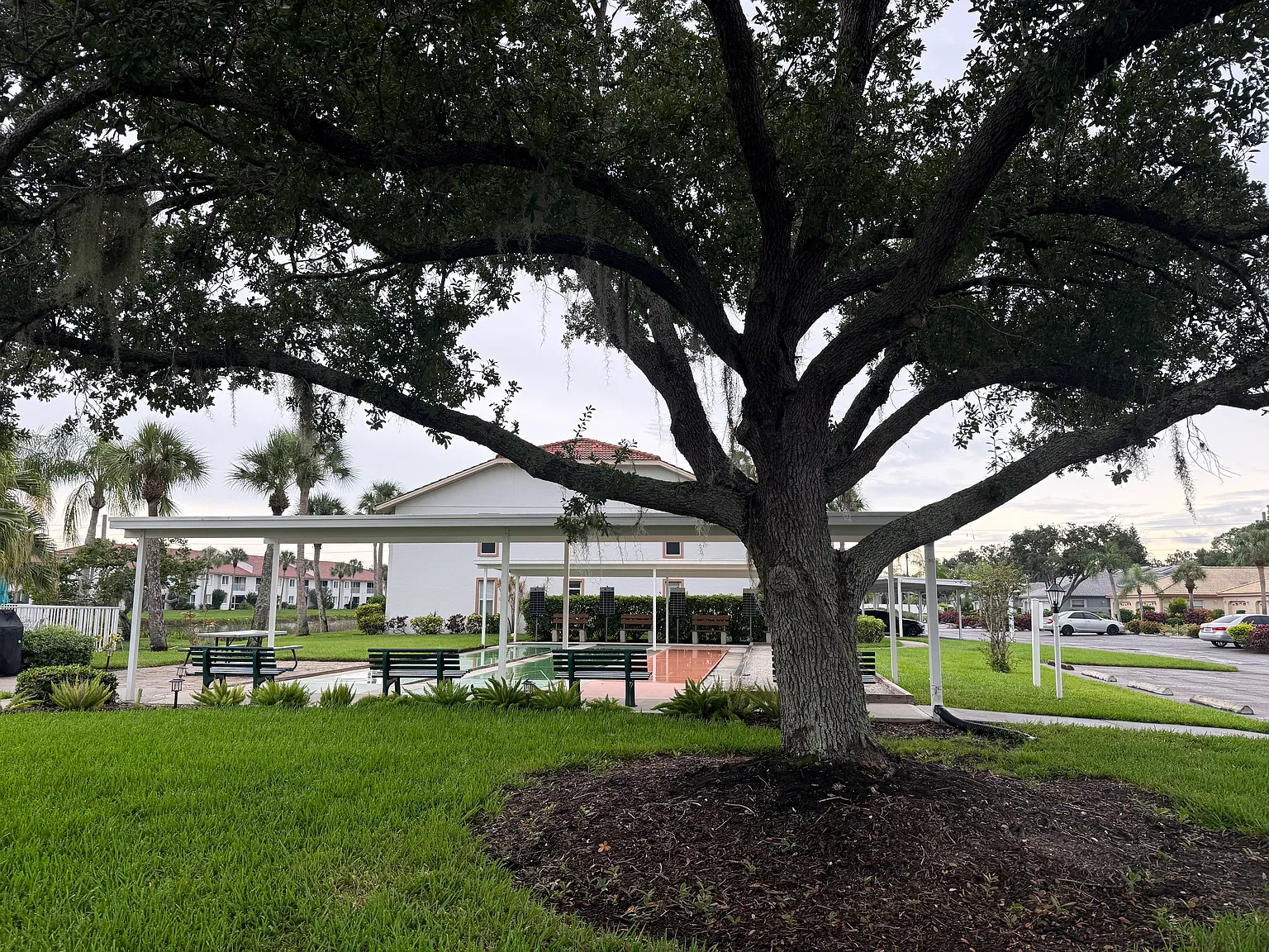 2 bed, 1100 sqft, $1,800 — Photo 4