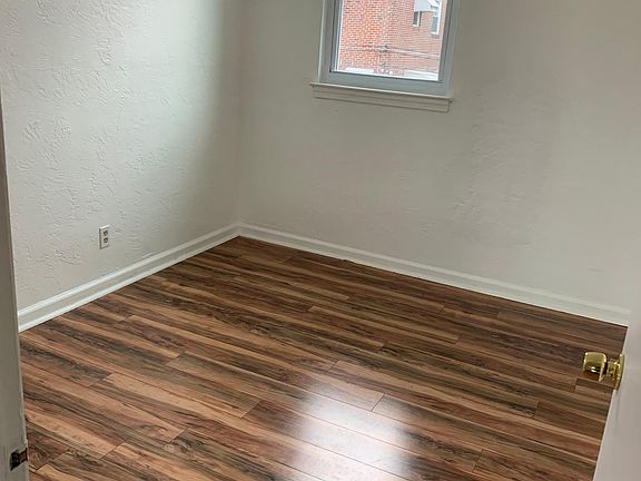 2nd image of 8324 Alma St Floor 2