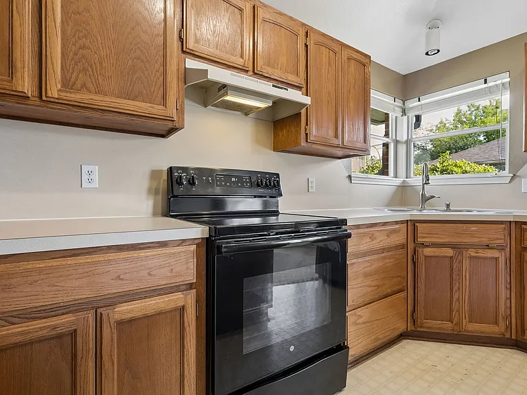 1708 Creekside Ct — Photo 18