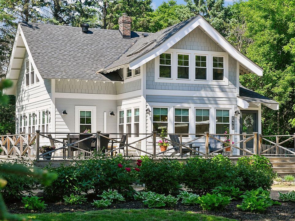 1st image of 5685 Howards Point Rd