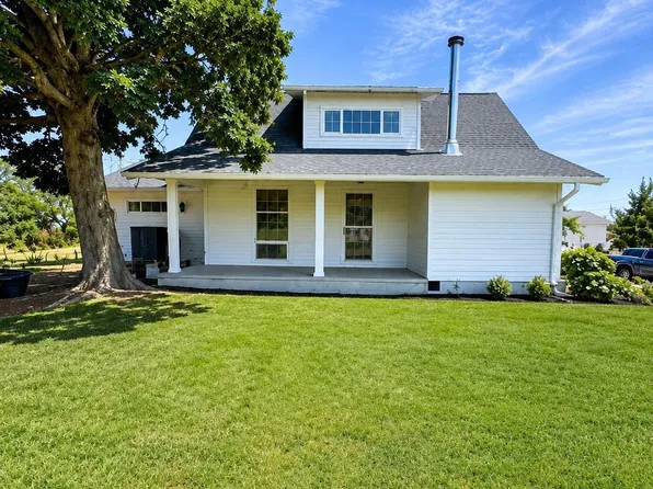 1018 S Eisenhower St, Jerome, ID 83338