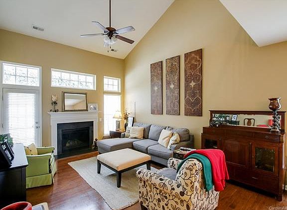 3rd image of 150 N Arcadian Way #28