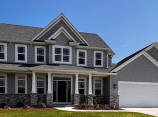 8505 93rd Ct, Pleasant Prairie, WI 53158