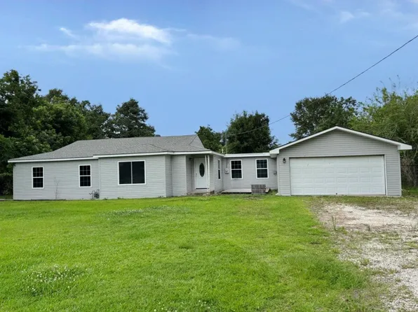822 Bee Tree St, Westlake, LA 70669