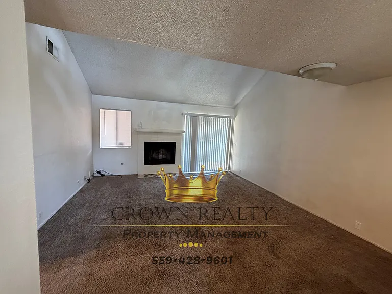 2731 W Mission Ct — Photo 4