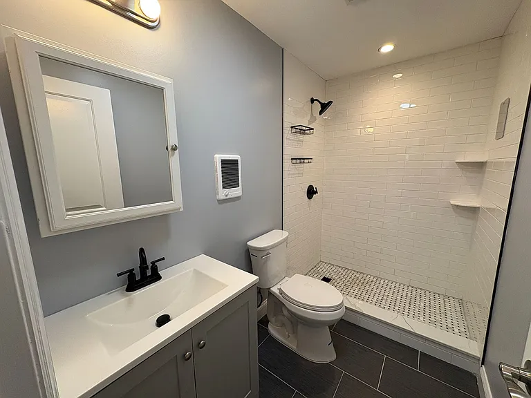 213 Dewitt Ave — Photo 22