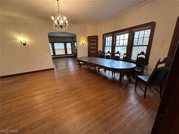 4th image of 1539 Sheffield Rd