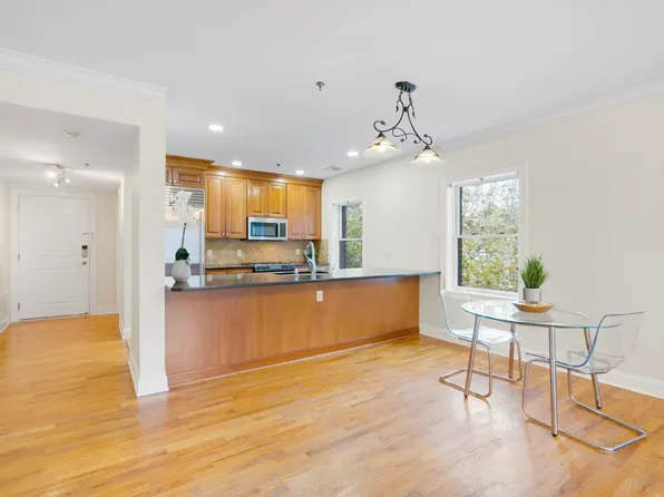 63 Sussex Street image 3 of 21