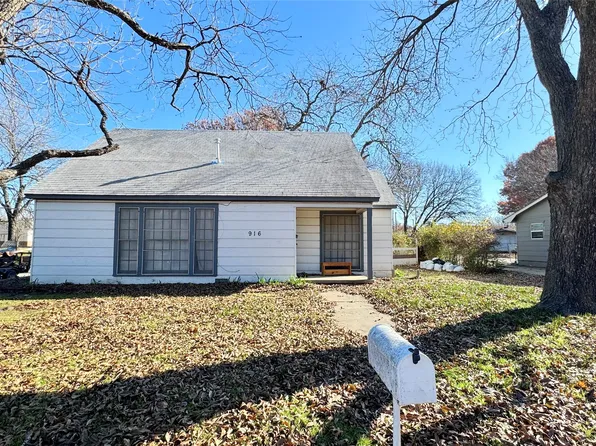 916 N Morris St, Gainesville, TX 76240