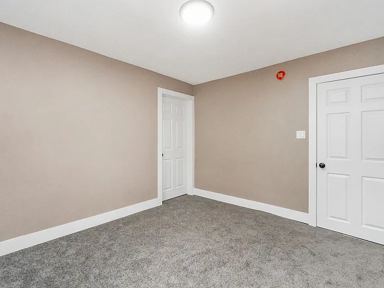 2269 Pennsylvania Ave — Photo 33