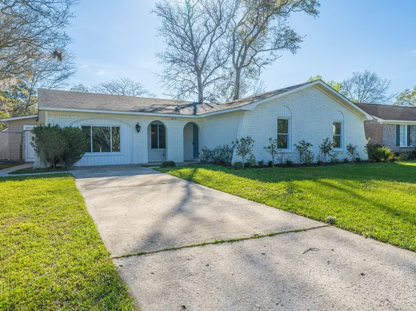 5819 Saint Angela Dr, North Charleston, SC 29418