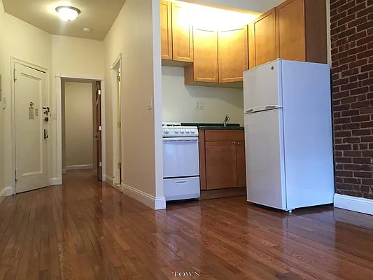 Rented by Town Residential | media 8