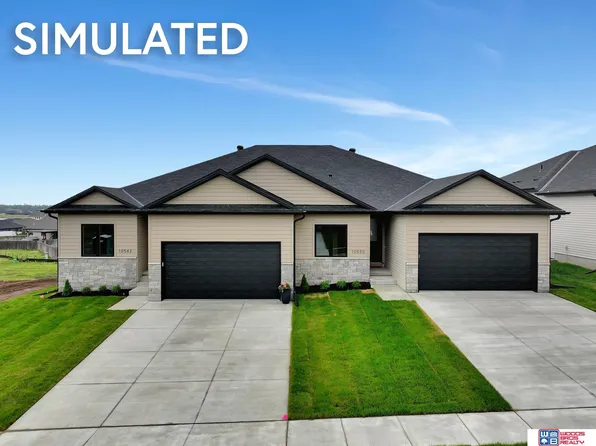 10500 Majestic Ln, Lincoln, NE 68527