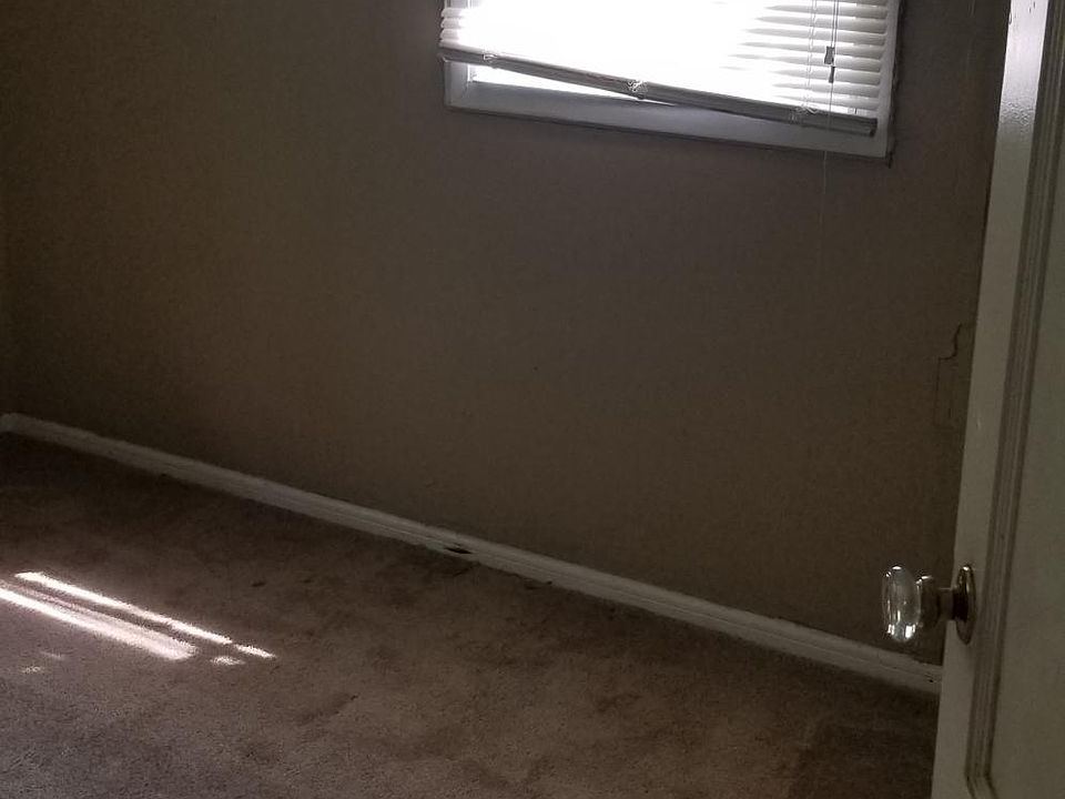 2nd image of 4401 E 158th St