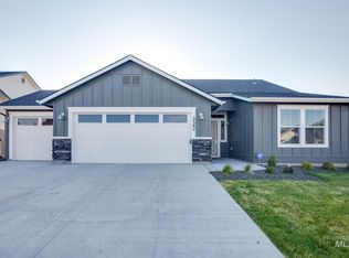 15698 Bateleur Ave, Nampa, ID 83651